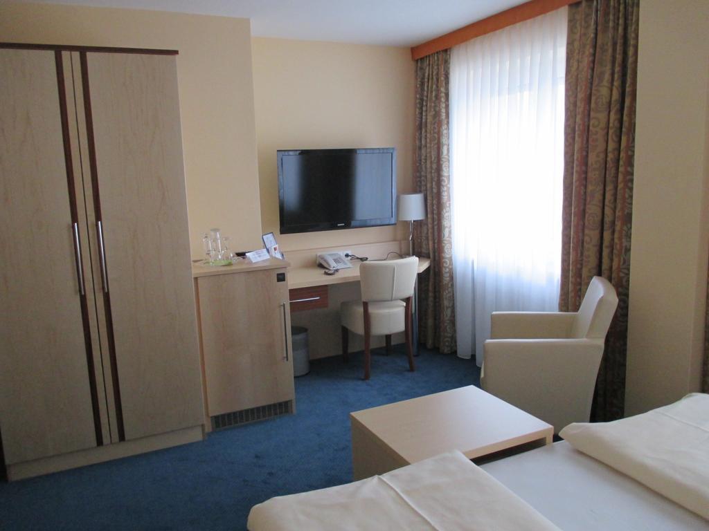 Hotel Apollo Garni Regensburg Dış mekan fotoğraf