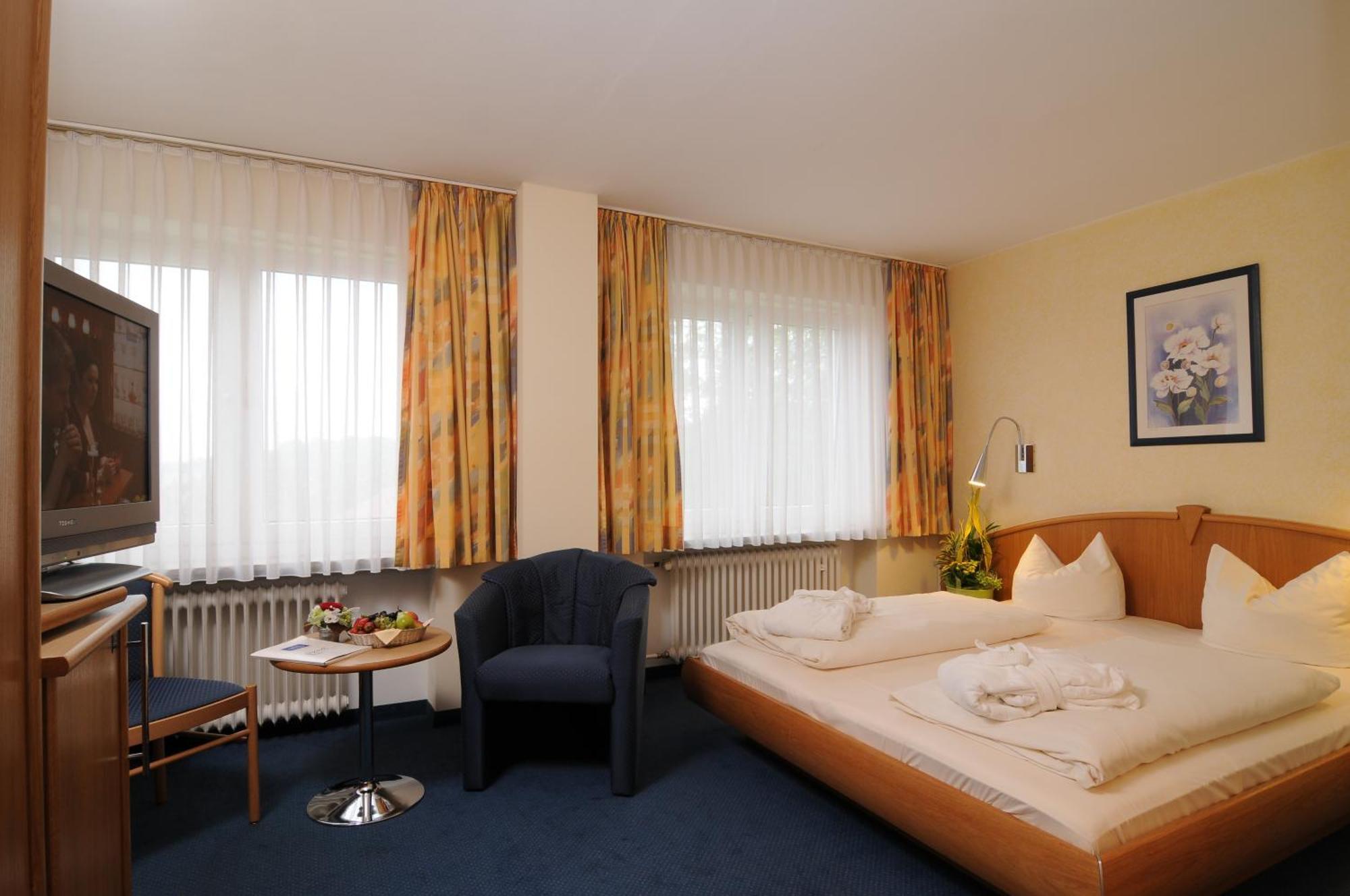 Hotel Apollo Garni Regensburg Dış mekan fotoğraf